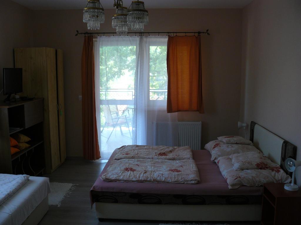 Hejo Apartman Miskolc Exterior photo